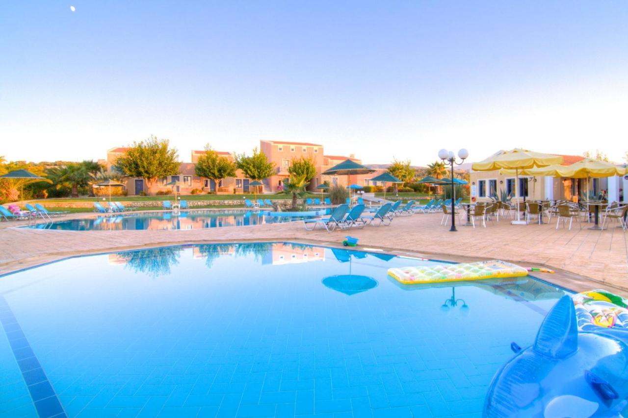 Sweety Club Solimar Emerald Rethimnon Buitenkant foto