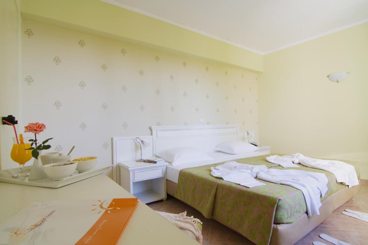 Sweety Club Solimar Emerald Rethimnon Buitenkant foto