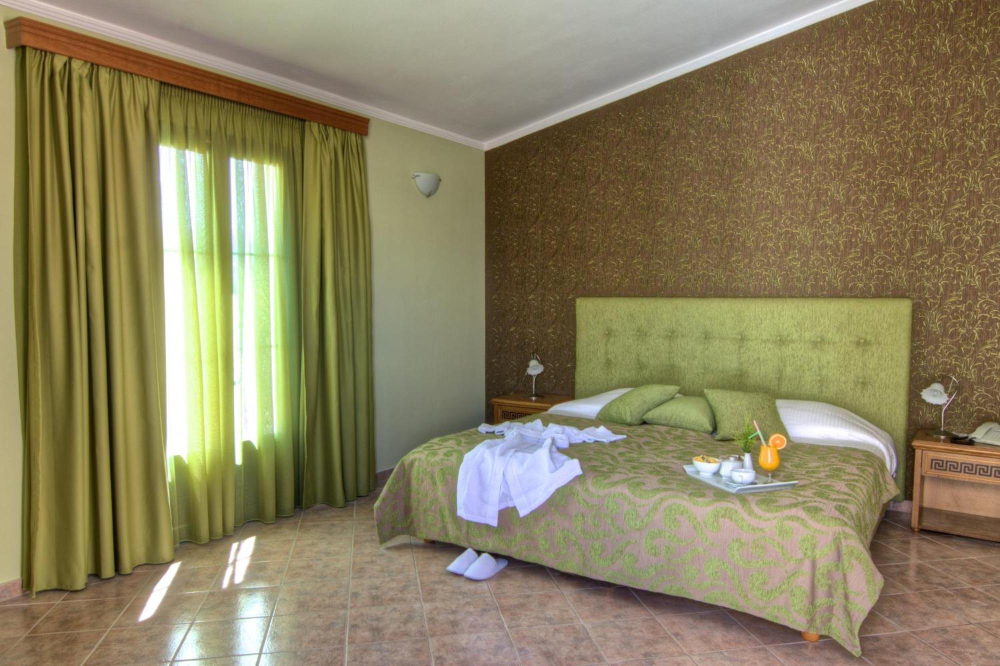 Sweety Club Solimar Emerald Rethimnon Buitenkant foto