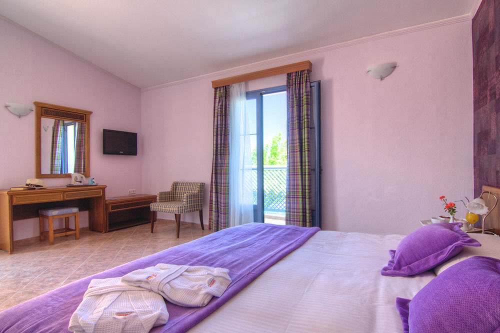 Sweety Club Solimar Emerald Rethimnon Buitenkant foto